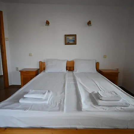Summer Host Old Town Apartment Sozopol