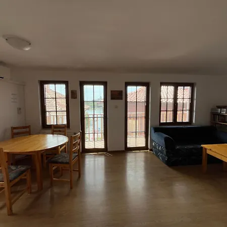 Apartment Summer Host Old Town *